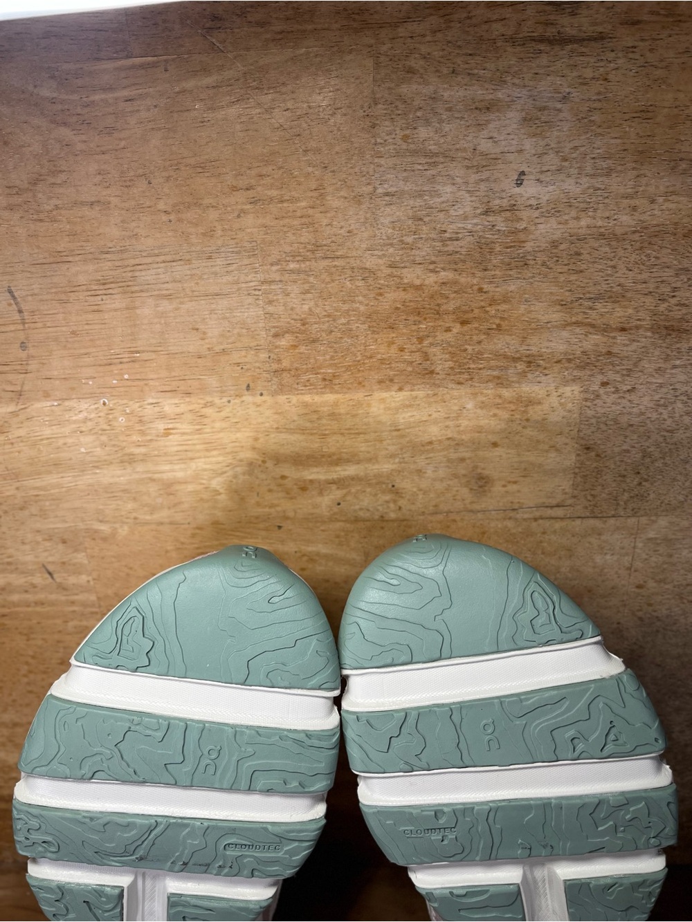On CloudAway Womens Size 10 Lifestyle Walking Shoes Sneakers White Ice Moss - Picture 10 of 12